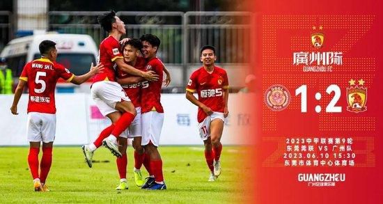 第59分钟，本纳塞尔直塞，卢安-特雷索尔迪将球挡了一下，不过球还是被普利西奇拿到，后者顺势射门攻破孔西利十指关，AC米兰1-0萨索洛。